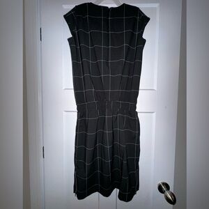 Albion Black Windowpane Going Places Round Neck Back Zip Casual Dress size XS